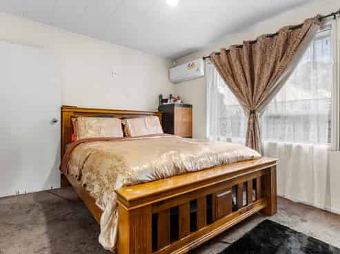 2/9 Heathberry Close, Papatoetoe