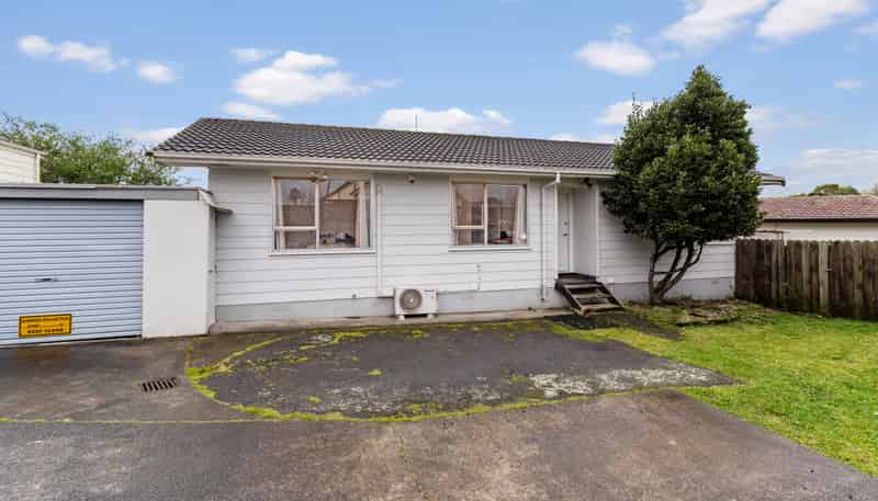 2/9 Heathberry Close, Papatoetoe