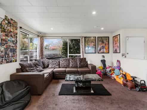 2/9 Heathberry Close, Papatoetoe