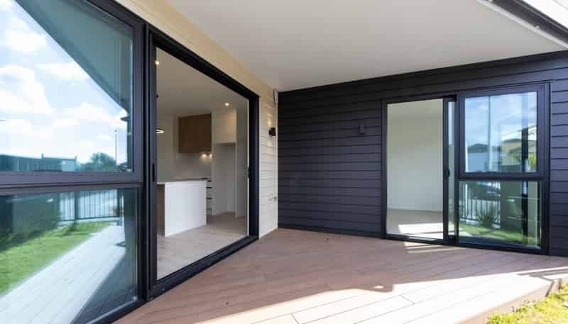 1/130 Rosebank Road, Avondale