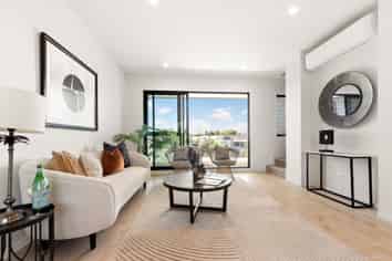 130 Rosebank Road, Avondale