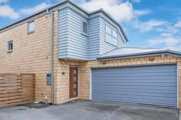 67D Burke Street, ADDINGTON