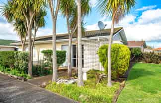 5 Avon Place, Springvale
