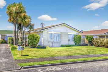 5 Avon Place, Springvale