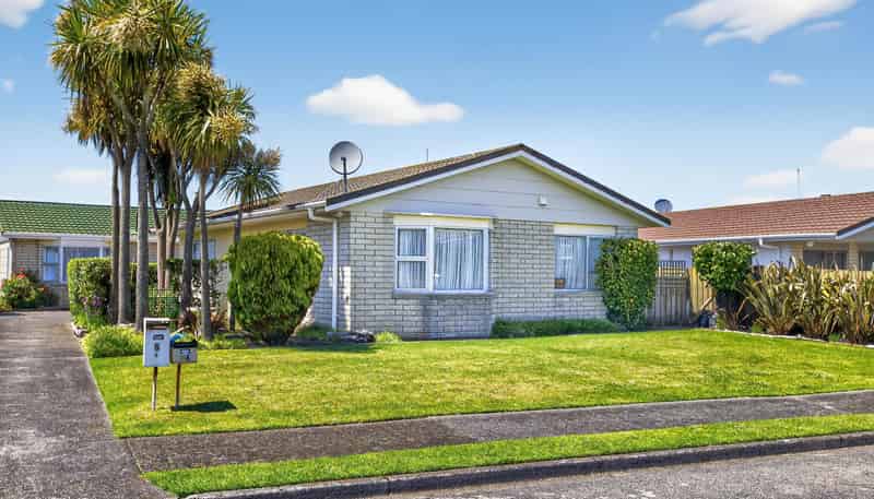 5 Avon Place, Springvale