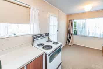 5 Avon Place, Springvale