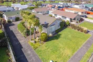 5 Avon Place, Springvale
