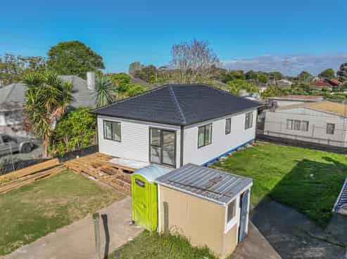 1A Natalie Place, Otara