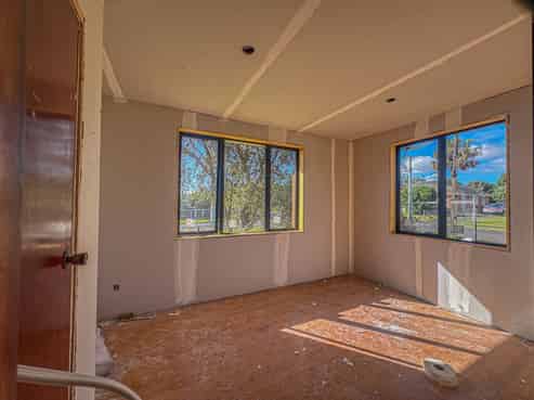 5 Natalie Place, Otara