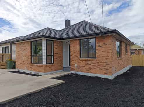 5 Natalie Place, Otara