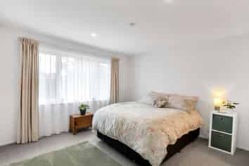 4 Stonebridge Lane, Oxford
