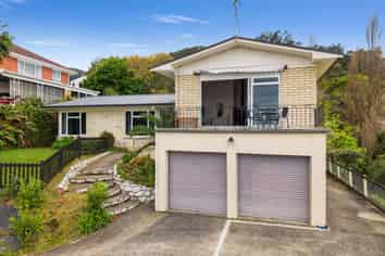 204 Saint Patricks Row, Thames