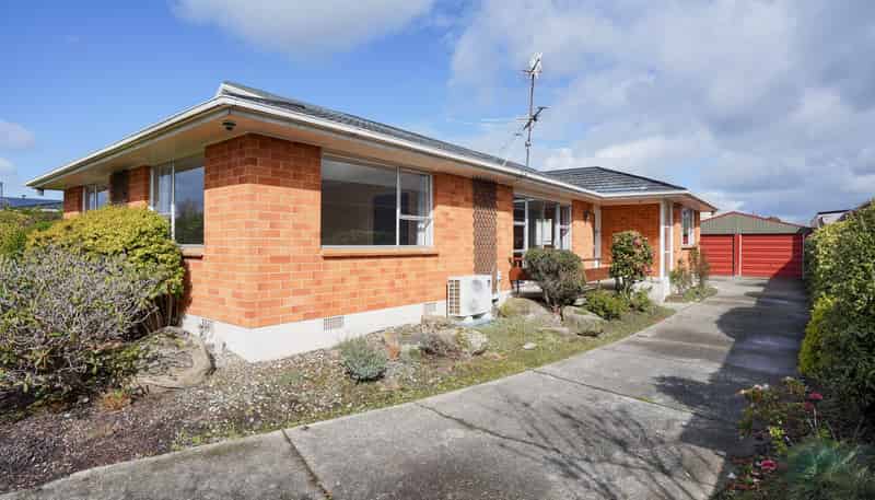 32 Elm Crescent, GLADSTONE