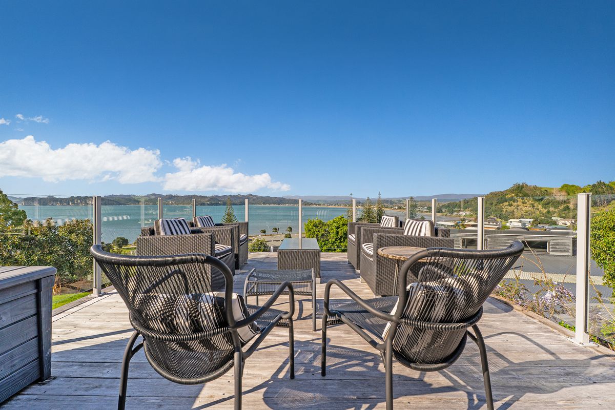 PANORAMIC OCEAN BAY: SUN STYLE PLUS WALK BEACH