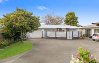 22A Foster Terrace, Onekawa