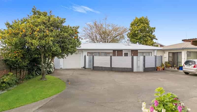 22A Foster Terrace, Onekawa