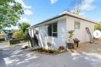 30 Bellringer Road, Massey