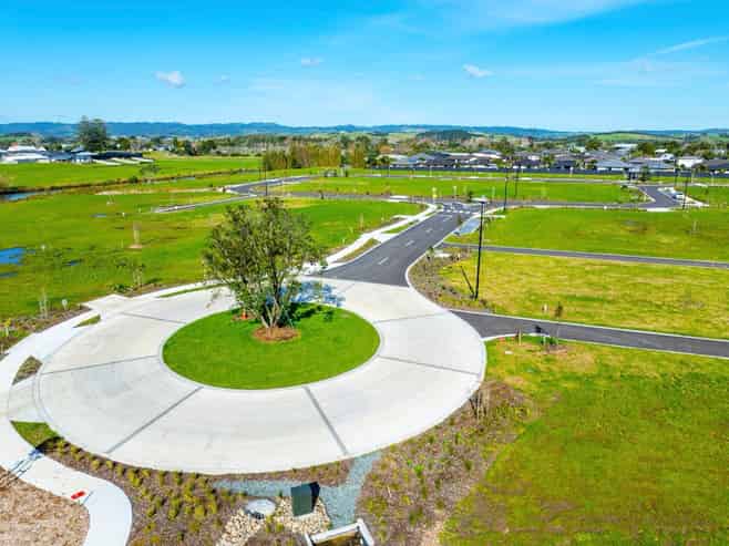 Three Rivers Lane and McKenzie Court, Waipu