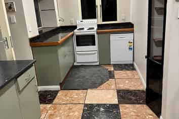 Manawatu / Whanganui - Address withheld