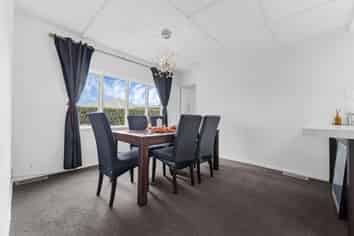 802 New North Road, Mount Albert