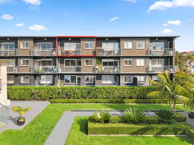 16/20 Central Road, Kingsland