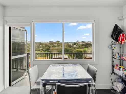 16/20 Central Road, Kingsland