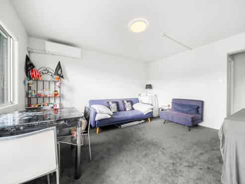 16/20 Central Road, Kingsland