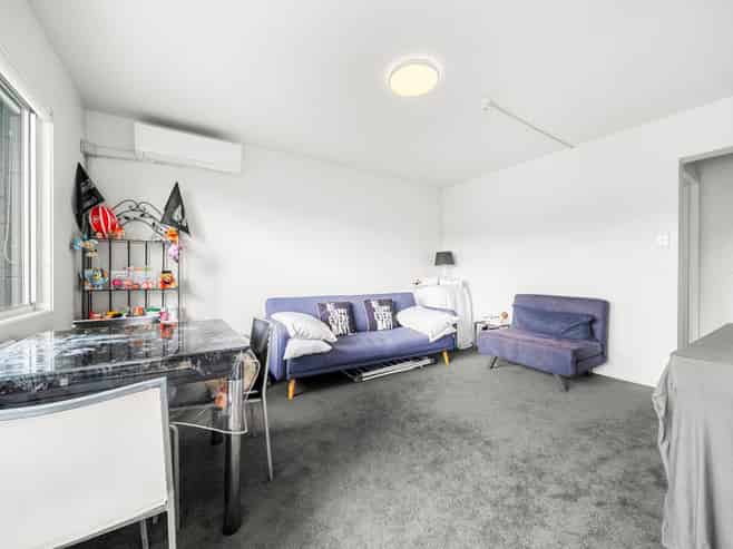 16/20 Central Road, Kingsland