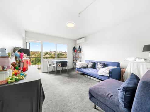 16/20 Central Road, Kingsland