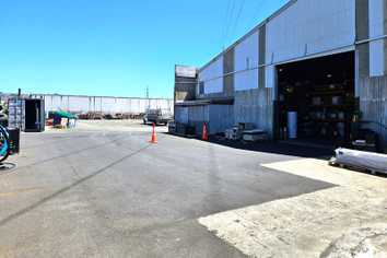 Trade - Large Central Site, Great Location
