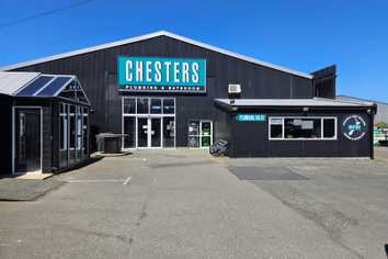 Trade - Large Central Site, Great Location