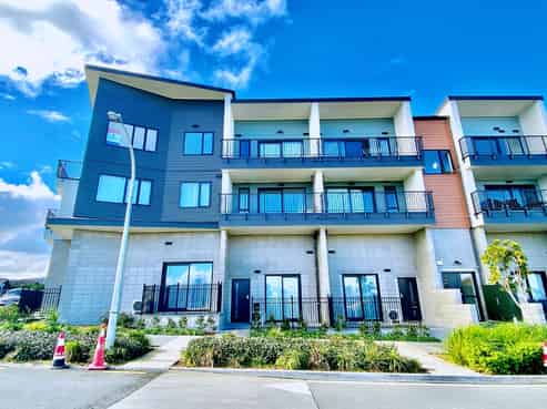 3/1 Aperira Lane, Wiri