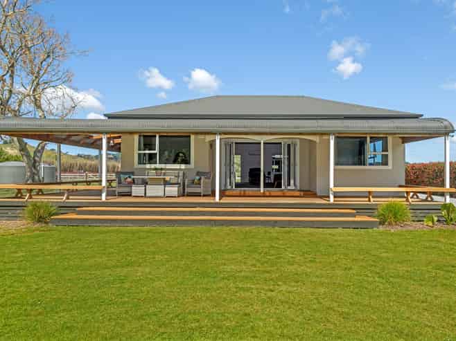 144 Ngakoroa Road, Ormond