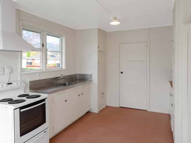 17 Fisk Street, Naenae