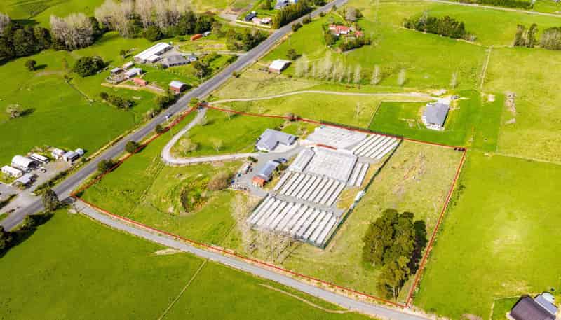 413 Otaika Valley Road, Otaika
