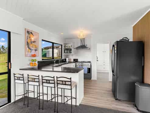 413 Otaika Valley Road, Otaika