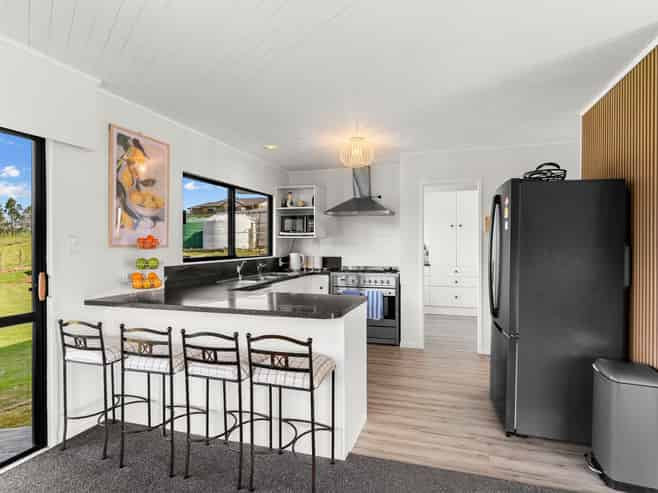 413 Otaika Valley Road, Otaika