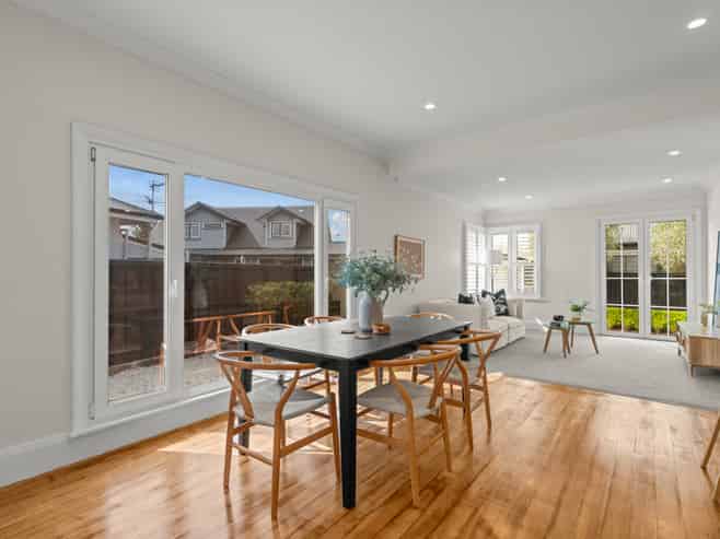 12 Francis Avenue, Saint Albans