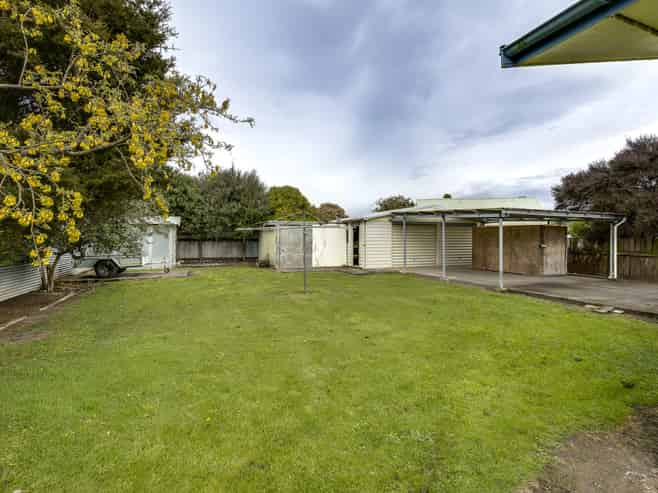 36 Tucker Lane, Clive