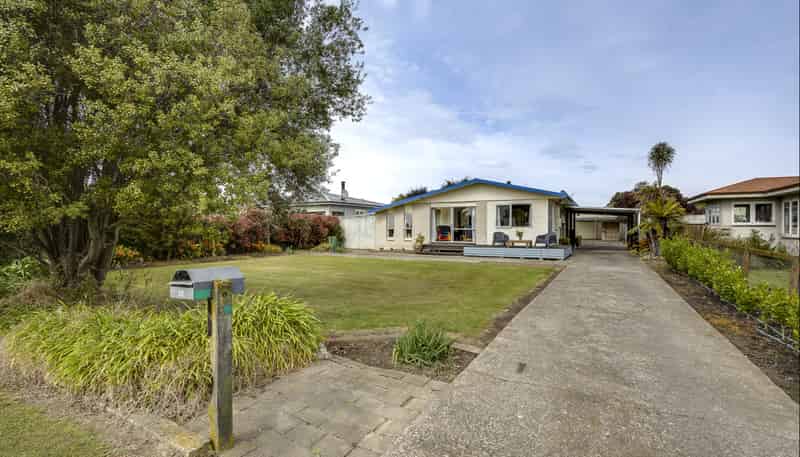 36 Tucker Lane, Clive
