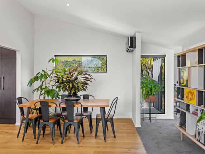77 Port Hills Road, Heathcote Valley