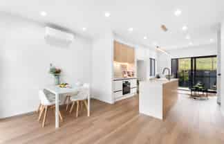 16A St Catherine Crescent, West Harbour