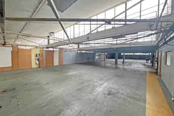COST-EFFECTIVE INDUSTRIAL PREMISES
