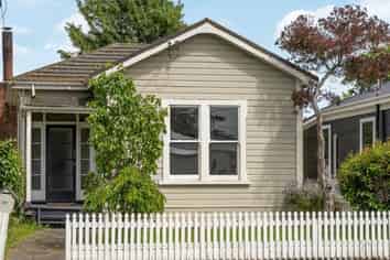 39 Albert Street, Masterton