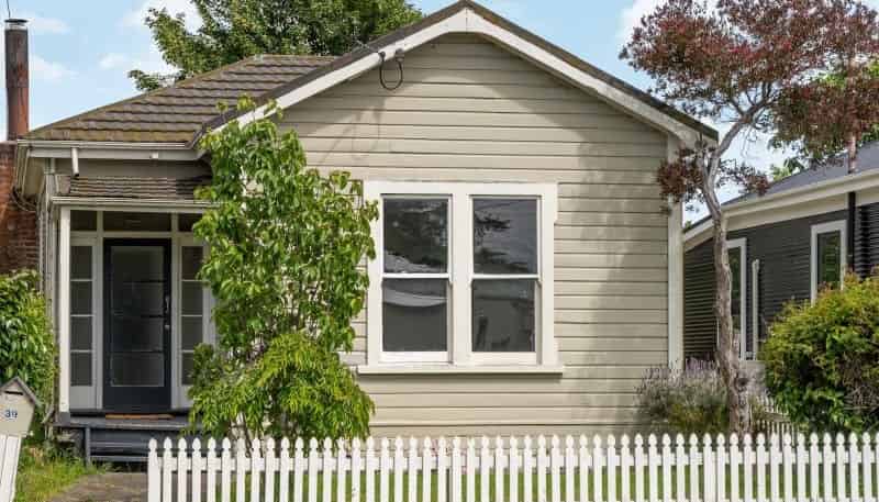 39 Albert Street, Masterton