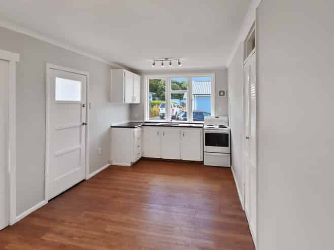 14 McGowan Road, Wainuiomata