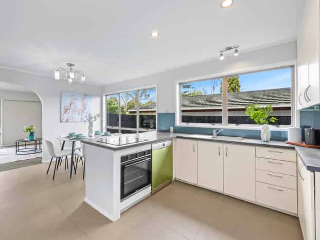 34 Beechdale Crescent, Pakuranga Heights