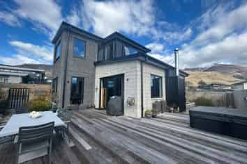 B/111 Meadowstone Dr, Wanaka