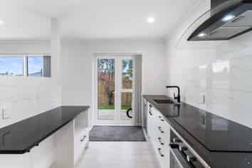 5 Lister Street, Point Chevalier