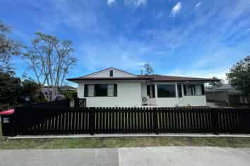 16a Carl Avenue, Havelock North